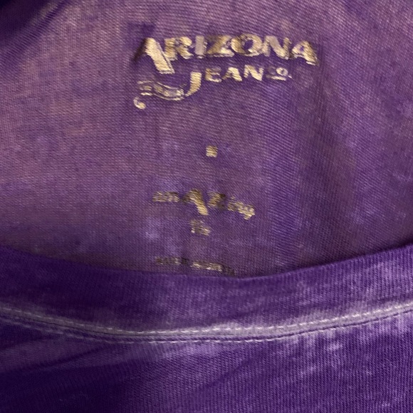 Shirt - Picture 3 of 3